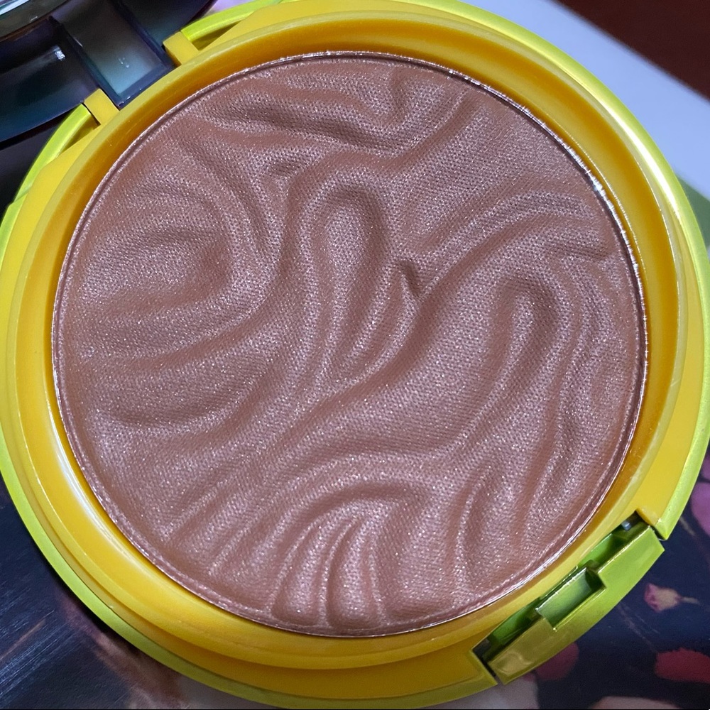 Nip Endless summer physicians formula butter